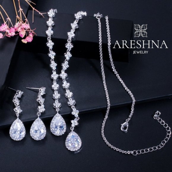 Luxury Lariat Diamond Bridal Jewelry Set Necklace and Earrings - Picture 4 of 10